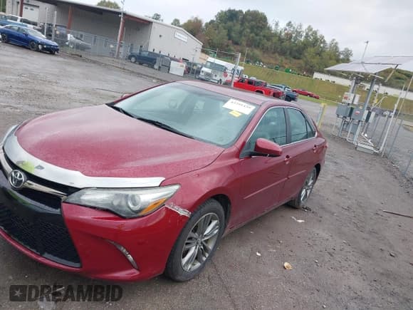 ✅ 2017 Toyota Camry SE • VIN: 4T1BF1FK2HU725685 • Лот: 43291439. Опубликован ранее на IAAI с пробегом 142 852 миль. Бесплатный доступ к архиву аукционных продаж из США и подробный отчёт об истории автомобиля на DreamBid. Изображение 2.