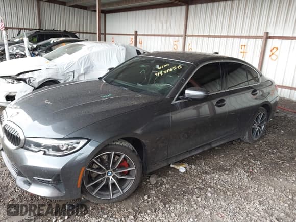 ✅ 2020 BMW 3 Series 330i xDrive • VIN: 3MW5R7J09L8B05601 • Lot: 41939056. Listed on IAAI with 80,572 mi. Free auction sales archive from the USA and detailed vehicle history report at DreamBid. Image 20.