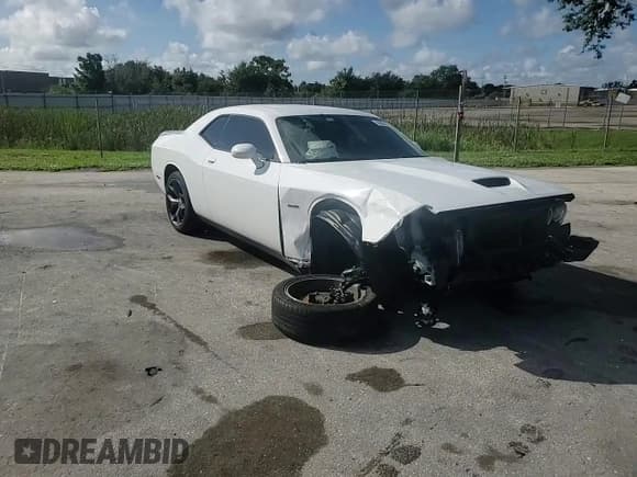 ✅ 2019 Dodge Challenger R/T • VIN: 2C3CDZBT8KH641980 • Lot: 65629124. Wystawiony na Copart z przebiegiem 92 835 mil. Bezpłatny archiwum sprzedaży aukcyjnych z USA i szczegółowy raport historii pojazdu na DreamBid. Zdjęcie 10.