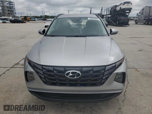 ✅ 2022 Hyundai Tucson SEL • VIN: 5NMJB3AE5NH048532 • Lot: 70656404. Wystawiony na Copart z przebiegiem 9 384 mil. Bezpłatny archiwum sprzedaży aukcyjnych z USA i szczegółowy raport historii pojazdu na DreamBid. Zdjęcie 5.