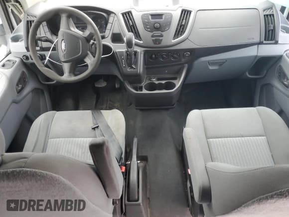 ✅ 2015 Ford Transit Cargo • VIN: 1FTYR2ZM3FKA30746 • Лот: 82782194. Опубликован ранее на Copart с пробегом 151 340 миль. Бесплатный доступ к архиву аукционных продаж из США и подробный отчёт об истории автомобиля на DreamBid. Изображение 8.