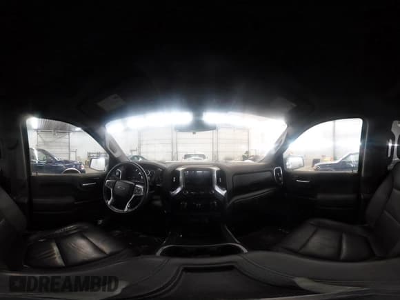 ✅ 2021 Chevrolet Silverado 1500 LT Trail Boss • VIN: 3GCPYFEL5MG299421 • Lot: 41490800. Wystawiony na IAAI z przebiegiem 97 118 mil. Bezpłatny archiwum sprzedaży aukcyjnych z USA i szczegółowy raport historii pojazdu na DreamBid. Zdjęcie 18.