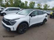 ✅ 2025 Kia Sportage X-Line • VIN: 5XYK6CDF2SG309053 • Lot: 43129231. Wystawiony na IAAI z przebiegiem 6 817 mil. Bezpłatny archiwum sprzedaży aukcyjnych z USA i szczegółowy raport historii pojazdu na DreamBid. Zdjęcie 2.