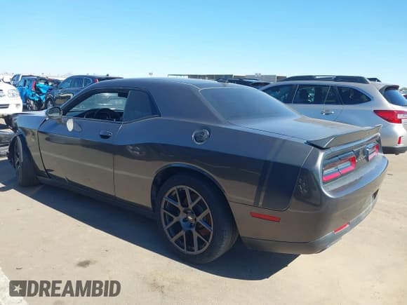 ✅ 2018 Dodge Challenger R/T Scat Pack • VIN: 2C3CDZFJXJH298256 • Лот: 43550888. Опубликован ранее на IAAI с пробегом 98 034 миль. Бесплатный доступ к архиву аукционных продаж из США и подробный отчёт об истории автомобиля на DreamBid. Изображение 3.