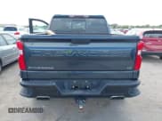✅ 2019 Chevrolet Silverado 1500 LT Trail Boss • VIN: 1GCPYFED4KZ427430 • Lot: 43265948. Wystawiony na IAAI z przebiegiem 124 838 mil. Bezpłatny archiwum sprzedaży aukcyjnych z USA i szczegółowy raport historii pojazdu na DreamBid. Zdjęcie 16.
