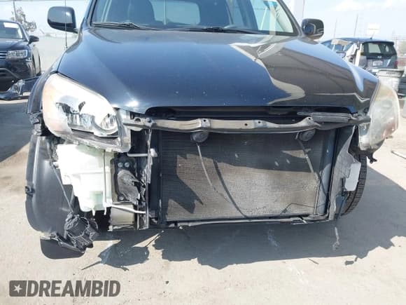 ✅ 2008 Toyota RAV4 Sport • VIN: JTMZK32V286014602 • Lot: 43195643. Listed on IAAI with 115,724 mi. Free auction sales archive from the USA and detailed vehicle history report at DreamBid. Image 6.