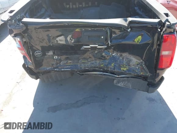 ✅ 2019 Chevrolet Colorado 2WD Work Truck • VIN: 1GCGSBEA5K1214386 • Lot: 43400467. Wystawiony na IAAI z przebiegiem 91 011 mil. Bezpłatny archiwum sprzedaży aukcyjnych z USA i szczegółowy raport historii pojazdu na DreamBid. Zdjęcie 6.