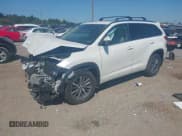 ✅ 2017 Toyota Highlander XLE • VIN: 5TDJZRFHXHS417436 • Lot: 43168533. Wystawiony na IAAI z przebiegiem 130 729 mil. Bezpłatny archiwum sprzedaży aukcyjnych z USA i szczegółowy raport historii pojazdu na DreamBid. Zdjęcie 2.