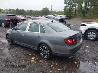 ✅ 2008 Volkswagen Jetta SE • VIN: 3VWRZ71K98M060452 • Lot: 43433820. Wystawiony na IAAI z przebiegiem 253 648 mil. Bezpłatny archiwum sprzedaży aukcyjnych z USA i szczegółowy raport historii pojazdu na DreamBid. Zdjęcie 3.