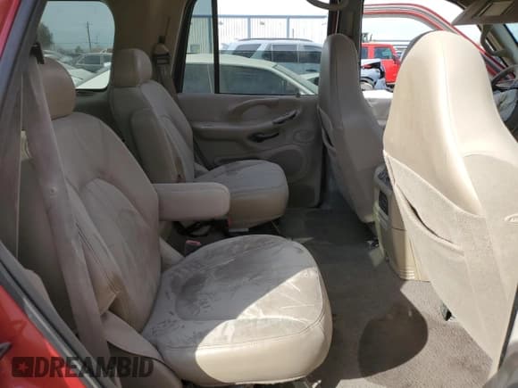 ✅ 2000 Ford Expedition Eddie Bauer • VIN: 1FMEU17L5YLB06434 • Lot: 88497425. Listed on Copart with Not provided. Free auction sales archive from the USA and detailed vehicle history report at DreamBid. Image 11.