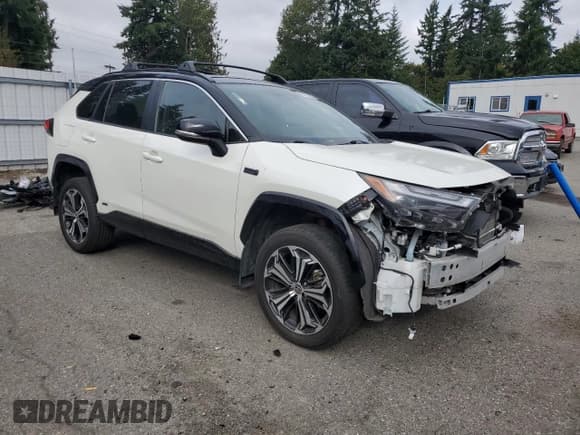 ✅ 2022 Toyota RAV4 XSE • VIN: JTMEB3FVXND081707 • Lot: 81301955. Wystawiony na Copart z przebiegiem 47 934 mil. Bezpłatny archiwum sprzedaży aukcyjnych z USA i szczegółowy raport historii pojazdu na DreamBid. Zdjęcie 4.