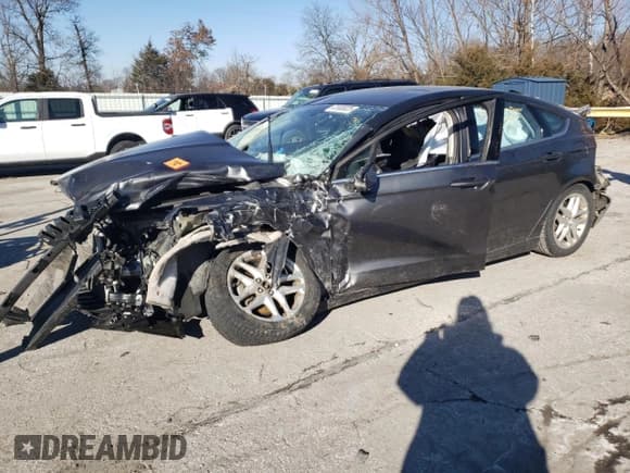 ✅ 2016 Ford Fusion SE • VIN: 3FA6P0H75GR149754 • Lot: 41905325. Listed on Copart with 193,605 mi. Free auction sales archive from the USA and detailed vehicle history report at DreamBid. Image 1.