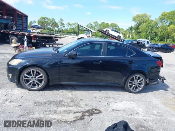 ✅ 2008 Lexus IS 250 • VIN: JTHBK262085073079 • Lot: 43567165. Wystawiony na IAAI z przebiegiem 332 518 mil. Bezpłatny archiwum sprzedaży aukcyjnych z USA i szczegółowy raport historii pojazdu na DreamBid. Zdjęcie 15.