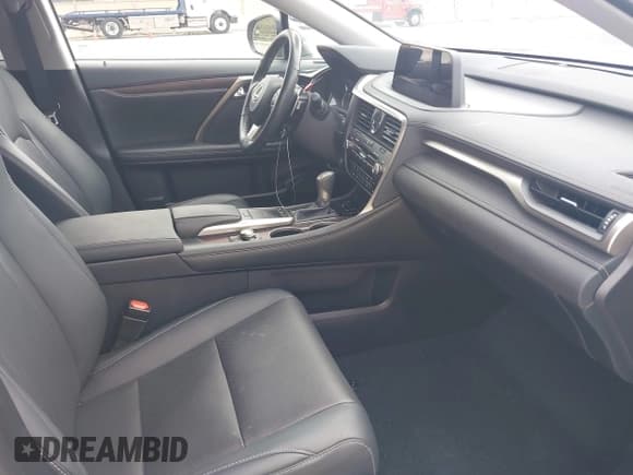 ✅ 2020 Lexus RX 350 • VIN: 2T2HZMAA0LC180755 • Lot: 42784479. Listed on IAAI with 36,717 mi. Free auction sales archive from the USA and detailed vehicle history report at DreamBid. Image 5.