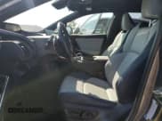 ✅ 2023 Subaru Solterra Premium • VIN: JTMABABAXPA032260 • Lot: 70587375. Wystawiony na Copart z przebiegiem 44 206 mil. Bezpłatny archiwum sprzedaży aukcyjnych z USA i szczegółowy raport historii pojazdu na DreamBid. Zdjęcie 7.