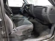 ✅ 2002 GMC Sierra 2500HD SLT • VIN: 1GTHK29U92E215803 • Лот: 41704668. Опубликован ранее на IAAI с пробегом 156 511 миль. Бесплатный доступ к архиву аукционных продаж из США и подробный отчёт об истории автомобиля на DreamBid. Изображение 5.