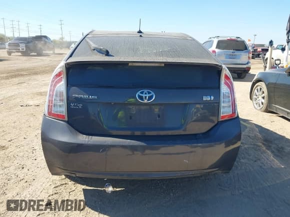 ✅ 2013 Toyota Prius Two • VIN: JTDKN3DU9D1624484 • Лот: 43605975. Опубликован ранее на IAAI с пробегом 222 612 миль. Бесплатный доступ к архиву аукционных продаж из США и подробный отчёт об истории автомобиля на DreamBid. Изображение 16.