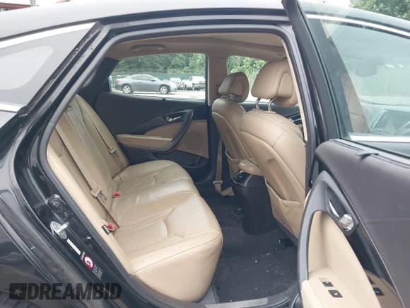 ✅ 2012 Hyundai Azera • VIN: KMHFH4JGXCA157065 • Лот: 43004523. Опубликован ранее на IAAI с пробегом 160 253 миль. Бесплатный доступ к архиву аукционных продаж из США и подробный отчёт об истории автомобиля на DreamBid. Изображение 8.