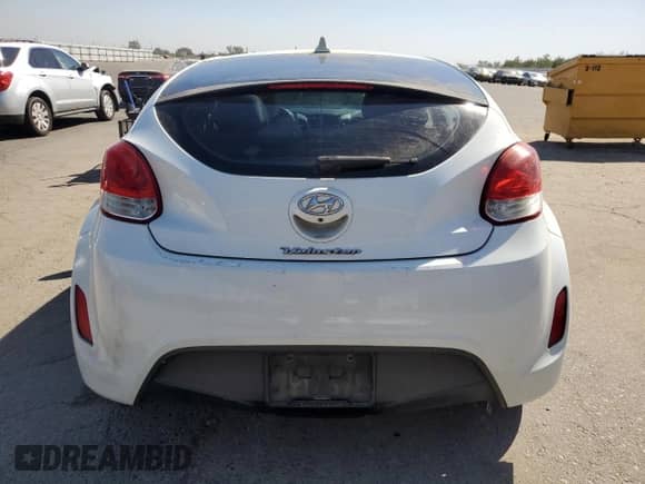 2014 Hyundai Veloster с VIN KMHTC6AD1EU215147, выставлен на аукционе Copart как лот 73018944 с пробегом 108 433 миль миль и Списание • Salvage title. История ставок и продаж доступна на DreamBid. Изображение 6.