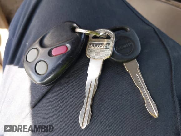 ✅ 2005 GMC Envoy SLE • VIN: 1GKES16S556182334 • Lot: 41830782. Listed on IAAI with 282,859 mi. Free auction sales archive from the USA and detailed vehicle history report at DreamBid. Image 11.