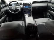 ✅ 2023 Hyundai Tucson Limited • VIN: KM8JFDA28PU121674 • Lot: 43163045. Wystawiony na Copart z przebiegiem 14 671 mil. Bezpłatny archiwum sprzedaży aukcyjnych z USA i szczegółowy raport historii pojazdu na DreamBid. Zdjęcie 8.