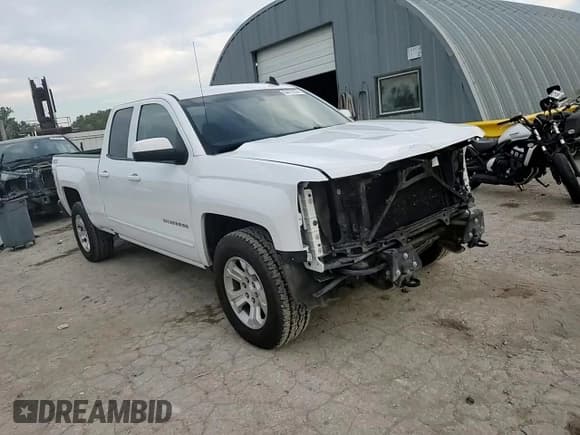 ✅ 2019 Chevrolet Silverado 1500 LT • VIN: 2GCVKPEC5K1131136 • Lot: 64472834. Wystawiony na Copart z przebiegiem 176 626 mil. Bezpłatny archiwum sprzedaży aukcyjnych z USA i szczegółowy raport historii pojazdu na DreamBid. Zdjęcie 11.