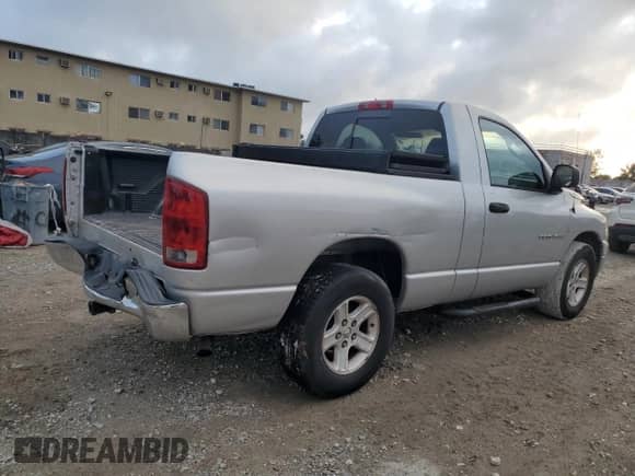 ✅ 2006 Dodge 1500 ST • VIN: 1D7HA16N96J113477 • Лот: 79621834. Размещён на Copart с пробегом 248 059 миль миль. Получите бесплатный доступ к архиву аукционных продаж из США и посмотрите подробный отчёт об истории автомобиля на DreamBid. Изображение 3.