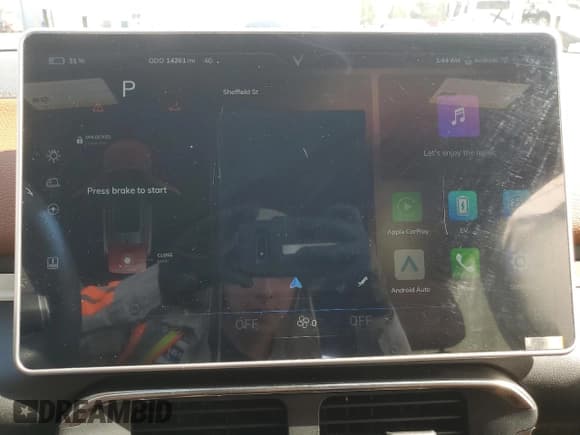 ✅ 2023 VinFast VF 8 Plus • VIN: RLLV1AFA6PH002359 • Lot: 73861244. Listed on Copart with 14,261 mi. Free auction sales archive from the USA and detailed vehicle history report at DreamBid. Image 9.