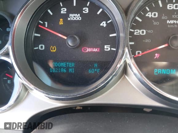 ✅ 2014 Chevrolet Silverado 2500HD LT • VIN: 1GC1KXC80EF116411 • Lot: 41208741. Listed on IAAI with 182,186 mi. Free auction sales archive from the USA and detailed vehicle history report at DreamBid. Image 15.