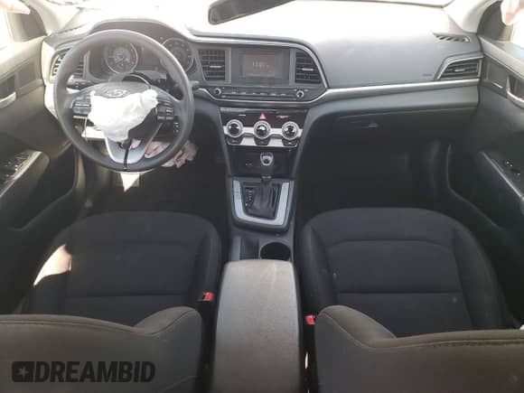 2019 Hyundai Elantra SE с VIN 5NPD74LF6KH462864, выставлен на аукционе Copart как лот 87279415 с пробегом 152 888 миль миль и Списание • Salvage title. История ставок и продаж доступна на DreamBid. Изображение 8.