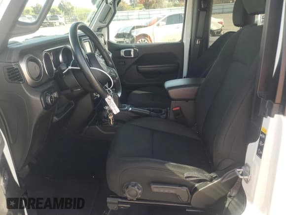 ✅ 2020 Jeep Wrangler Sport S • VIN: 1C4GJXAN1LW276039 • Лот: 51869825. Опубликован ранее на Copart с пробегом 37 876 миль. Бесплатный доступ к архиву аукционных продаж из США и подробный отчёт об истории автомобиля на DreamBid. Изображение 7.