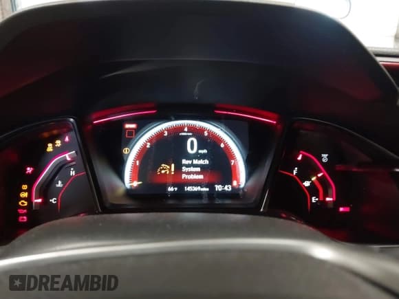 ✅ 2018 Honda Civic Type R Touring • VIN: SHHFK8G7XJU200276 • Lot: 43490572. Wystawiony na IAAI z przebiegiem 145 369 mil. Bezpłatny archiwum sprzedaży aukcyjnych z USA i szczegółowy raport historii pojazdu na DreamBid. Zdjęcie 7.