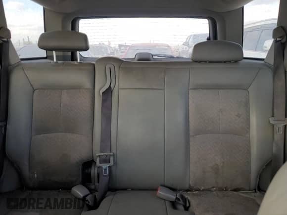 2007 Saturn VUE V6 z VIN 5GZCZ534X7S865182, wystawiony jako Copart lot #43450535 z przebiegiem 195 547 mil mil oraz Czysty tytuł • Clean title. Historia ofert i sprzedaży dostępna na DreamBid. Obrazek 10.