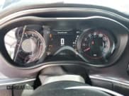 ✅ 2018 Dodge Challenger SXT Plus • VIN: 2C3CDZAG7JH149959 • Lot: 58221464. Wystawiony na Copart z przebiegiem 65 677 mil. Bezpłatny archiwum sprzedaży aukcyjnych z USA i szczegółowy raport historii pojazdu na DreamBid. Zdjęcie 9.