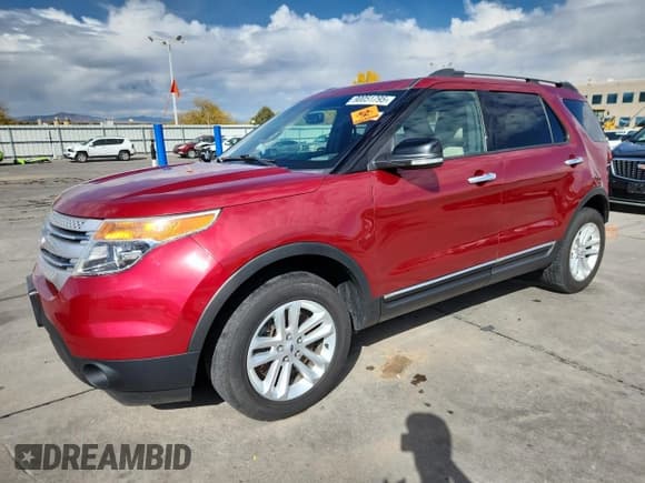 ✅ 2015 Ford Explorer XLT • VIN: 1FM5K8D86FGC42334 • Lot: 90051795. Wystawiony na Copart z przebiegiem Nie podano. Bezpłatny archiwum sprzedaży aukcyjnych z USA i szczegółowy raport historii pojazdu na DreamBid. Zdjęcie 1.