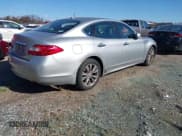 ✅ 2011 Infiniti M • VIN: JN1BY1AP0BM326771 • Lot: 43672711. Wystawiony na IAAI z przebiegiem 178 415 mil. Bezpłatny archiwum sprzedaży aukcyjnych z USA i szczegółowy raport historii pojazdu na DreamBid. Zdjęcie 4.