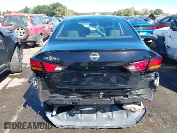 ✅ 2024 Nissan Altima S • VIN: 1N4BL4BV5RN376439 • Лот: 43421344. Опубликован ранее на IAAI с пробегом 27 561 миль. Бесплатный доступ к архиву аукционных продаж из США и подробный отчёт об истории автомобиля на DreamBid. Изображение 17.