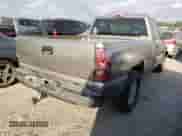 2003 Chevrolet Silverado 1500 Work Truck с VIN 1GCEC14V23Z145744, выставлен на аукционе Copart как лот 31887491 с пробегом 180 138 миль миль и Списание • Salvage title. История ставок и продаж доступна на DreamBid. Изображение 4.