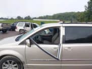 ✅ 2015 Chrysler Town & Country Touring • VIN: 2C4RC1BG8FR707408 • Лот: 40448759. Опубликован ранее на IAAI с пробегом 161 974 миль. Бесплатный доступ к архиву аукционных продаж из США и подробный отчёт об истории автомобиля на DreamBid. Изображение 6.