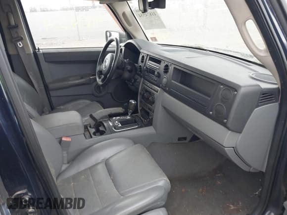 ✅ 2006 Jeep Commander • VIN: 1J8HG48N66C210706 • Лот: 41874554. Опубликован ранее на IAAI с пробегом 139 823 миль. Бесплатный доступ к архиву аукционных продаж из США и подробный отчёт об истории автомобиля на DreamBid. Изображение 5.