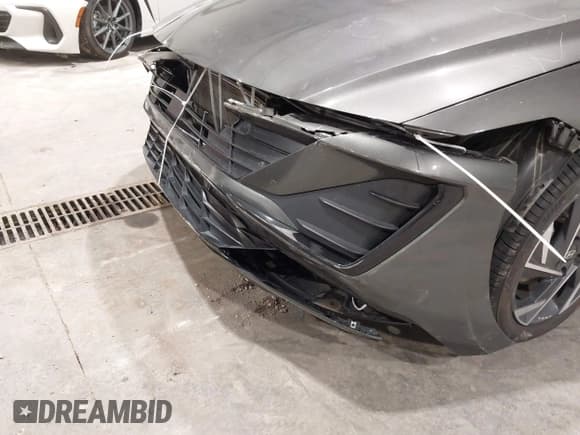 ✅ 2024 Hyundai Elantra Limited • VIN: KMHLP4DG8RU792942 • Lot: 43850872. Wystawiony na IAAI z przebiegiem 34 704 mil. Bezpłatny archiwum sprzedaży aukcyjnych z USA i szczegółowy raport historii pojazdu na DreamBid. Zdjęcie 6.