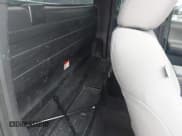 ✅ 2017 Toyota Tacoma SR • VIN: 5TFRX5GN3HX083783 • Lot: 42535333. Wystawiony na IAAI z przebiegiem 186 584 mil. Bezpłatny archiwum sprzedaży aukcyjnych z USA i szczegółowy raport historii pojazdu na DreamBid. Zdjęcie 8.