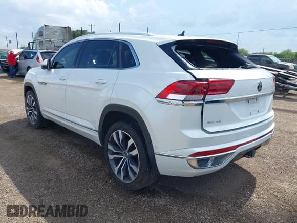 ✅ 2023 Volkswagen Atlas SEL Premium R-Line • VIN: 1V2FE2CA9PC213967 • Lot: 42035463. Listed on IAAI with 52,724 mi. Free auction sales archive from the USA and detailed vehicle history report at DreamBid. Image 3.