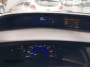 ✅ 2014 Honda Civic LX • VIN: 2HGFB2F52EH557855 • Lot: 43283941. Wystawiony na IAAI z przebiegiem 180 455 mil. Bezpłatny archiwum sprzedaży aukcyjnych z USA i szczegółowy raport historii pojazdu na DreamBid. Zdjęcie 7.