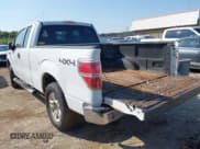 ✅ 2010 Ford F-150 XL • VIN: 1FTFX1EV9AFA03106 • Lot: 43164726. Listed on IAAI with 325,022 mi. Free auction sales archive from the USA and detailed vehicle history report at DreamBid. Image 3.