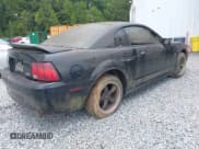 ✅ 2000 Ford Mustang • VIN: 1FAFP4044YF177018 • Lot: 43050131. Wystawiony na IAAI z przebiegiem Nie podano. Bezpłatny archiwum sprzedaży aukcyjnych z USA i szczegółowy raport historii pojazdu na DreamBid. Zdjęcie 4.