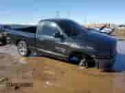 2005 Dodge 1500 SLT z VIN 1D7HA16D25J535578, wystawiony jako Copart lot #49976875 z przebiegiem 126 139 mil mil oraz Szkoda całkowita • Salvage title. Historia ofert i sprzedaży dostępna na DreamBid. Obrazek 4.