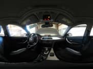 ✅ 2013 BMW 3 Series 328i xDrive • VIN: WBA3B5C50DF596786 • Лот: 82642875. Опубликован ранее на Copart с пробегом 107 943 миль. Бесплатный доступ к архиву аукционных продаж из США и подробный отчёт об истории автомобиля на DreamBid. Изображение 14.