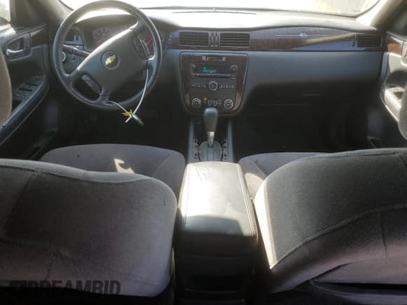 ✅ 2014 Chevrolet Impala LT • VIN: 2G1WB5E38E1109945 • Лот: 77792664. Опубликован ранее на Copart с пробегом 179 377 миль. Бесплатный доступ к архиву аукционных продаж из США и подробный отчёт об истории автомобиля на DreamBid. Изображение 8.