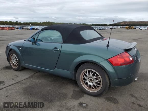 ✅ 2001 Audi TT • VIN: TRUUT28N311004761 • Лот: 73349544. Опубликован ранее на Copart с пробегом 98 629 миль. Бесплатный доступ к архиву аукционных продаж из США и подробный отчёт об истории автомобиля на DreamBid. Изображение 2.